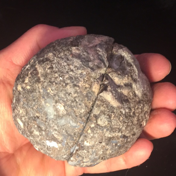 SOLD!Whole Geode Cut in Half and Polished Agate - Picture 2 of 8